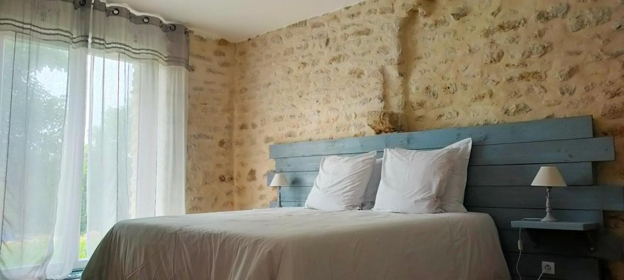 Le Petit Pre Bed & Breakfast Bouesse Bagian luar foto